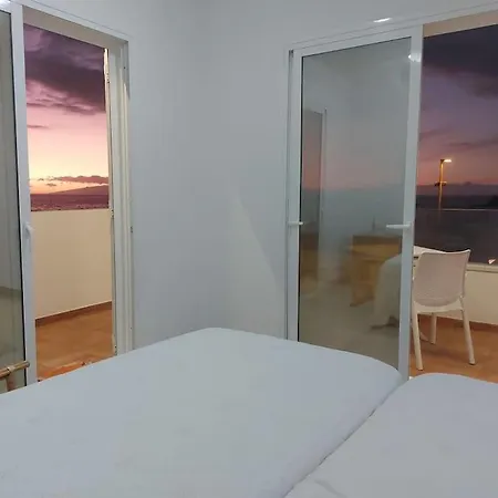 La Caleta Casa Junto Al Mar * アデヘ